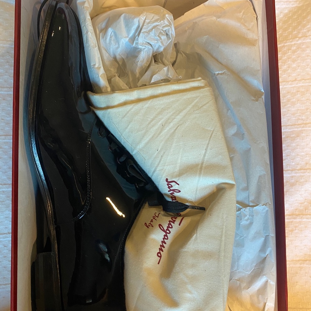 Salvatore Ferragamo Men's Belshaw Patent Lace-Up Dress Shoe